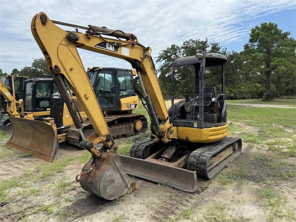 CAT 304 CR Мини-экскаваторы