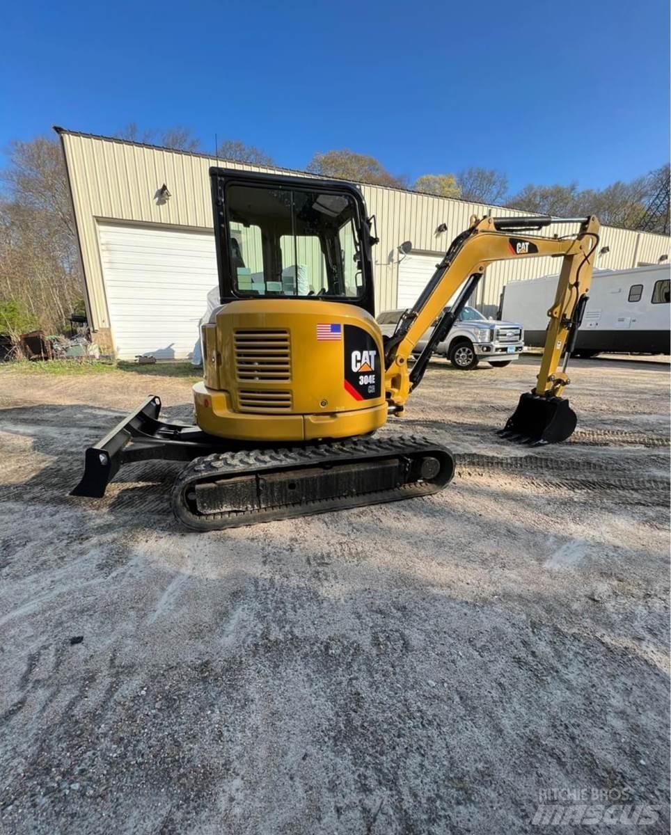 CAT 304E Мини-экскаваторы