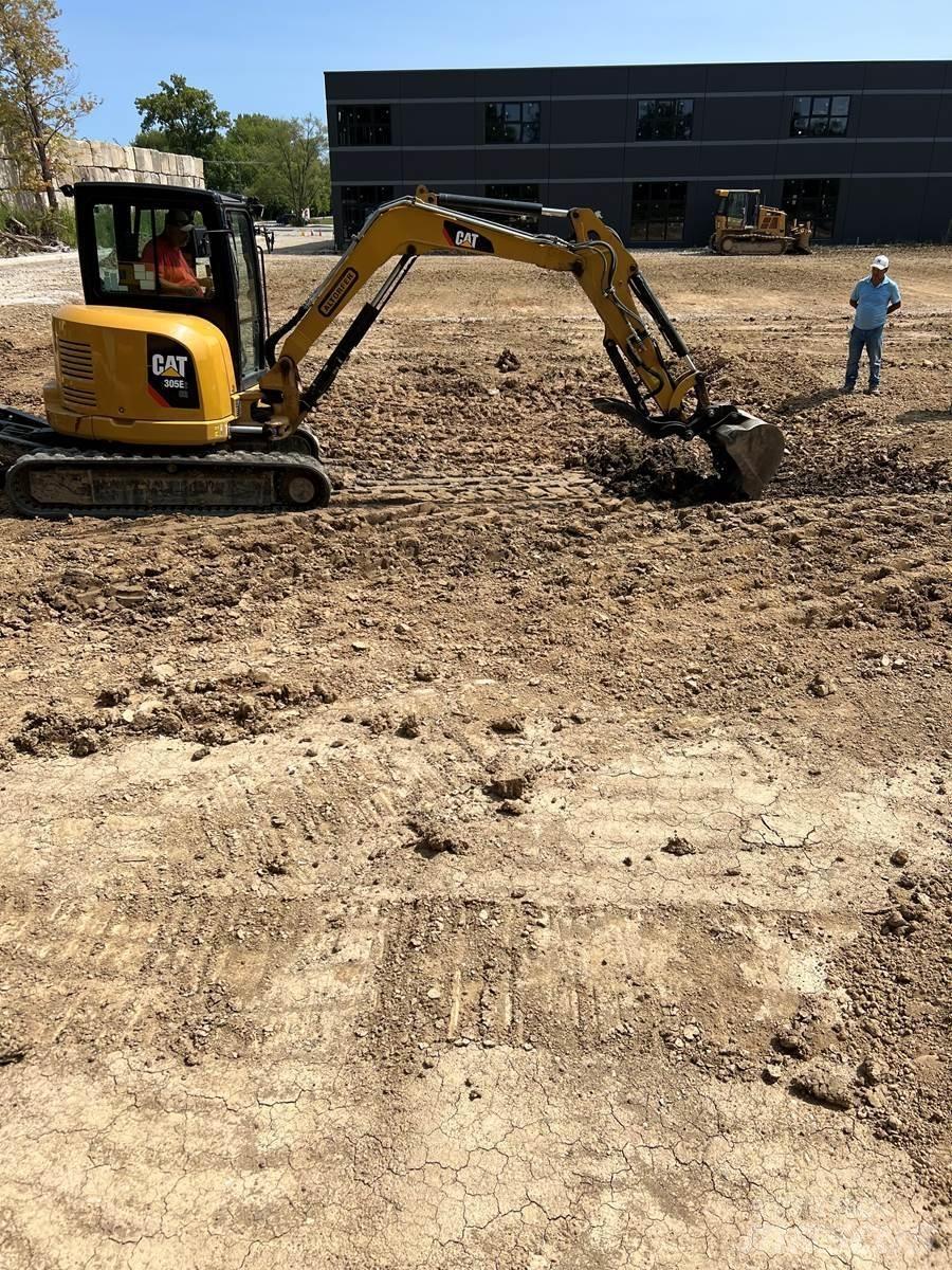 CAT 305 Мини-экскаваторы