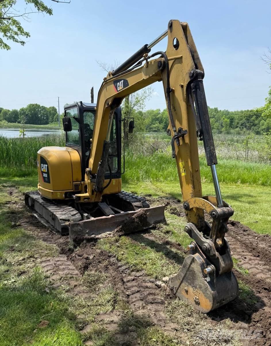CAT 305E2 Мини-экскаваторы