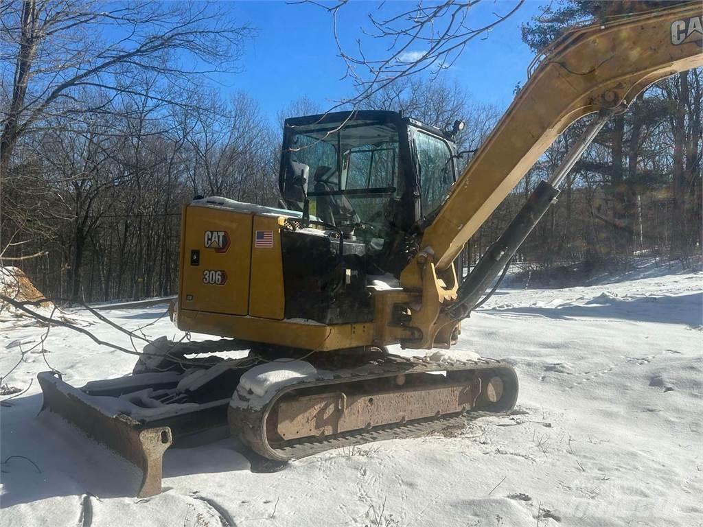 CAT 306CR Мини-экскаваторы