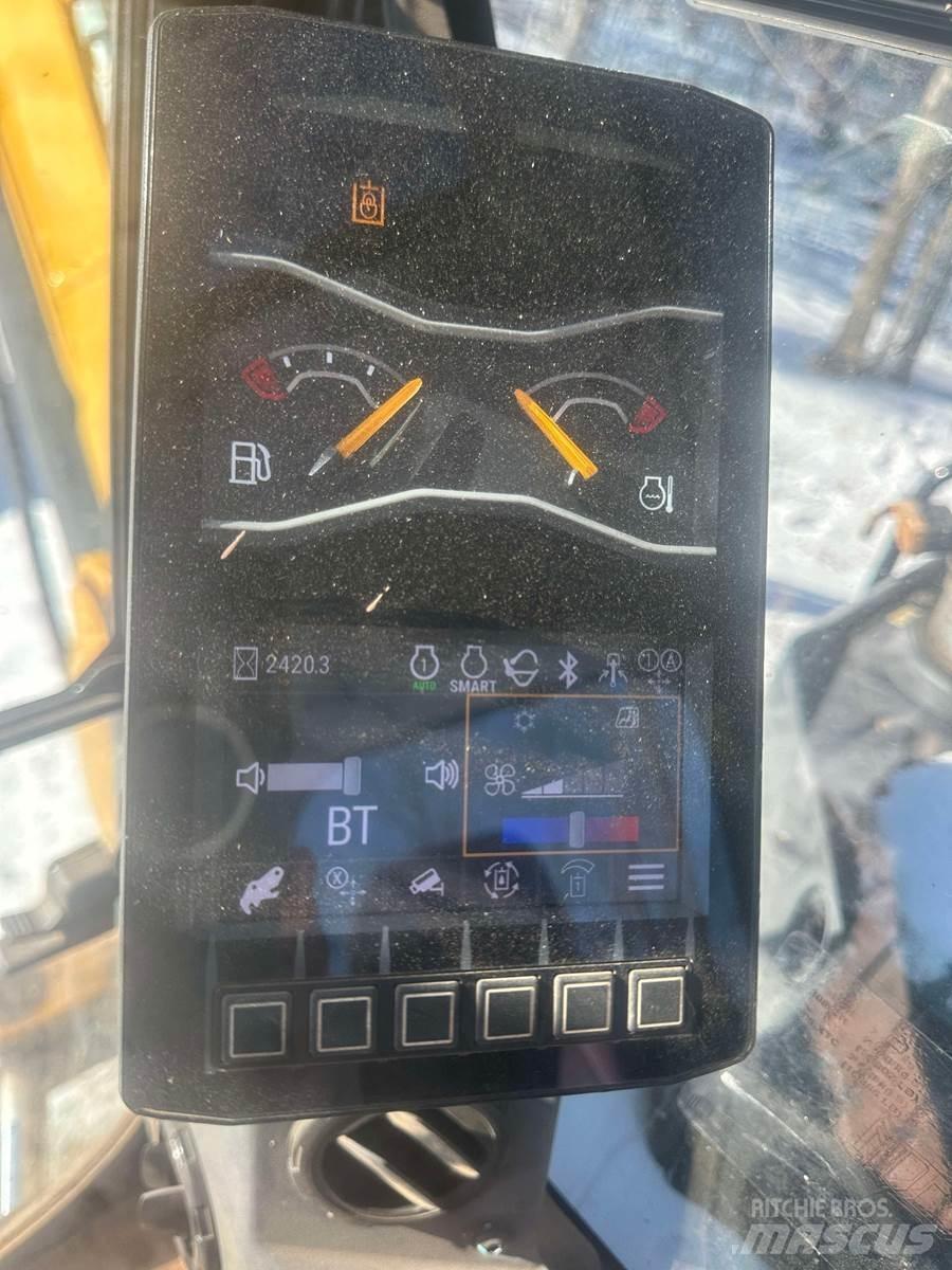 CAT 306CR Мини-экскаваторы