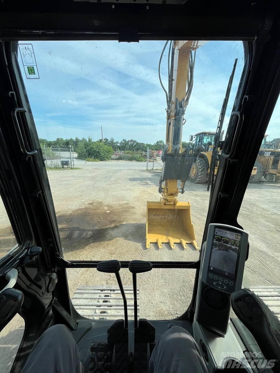 CAT 313FL Гусеничные экскаваторы
