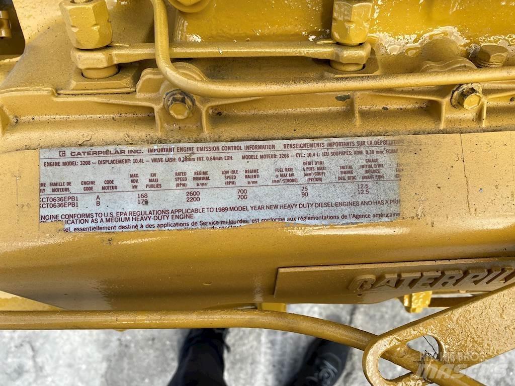 CAT 3208 Двигатели