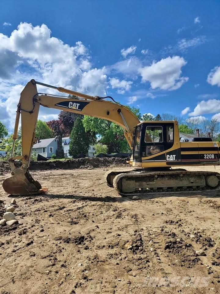 CAT 320BL Гусеничные экскаваторы