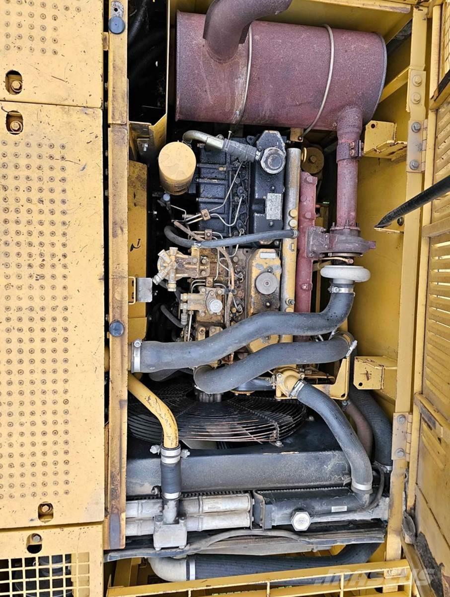 CAT 320CL Гусеничные экскаваторы