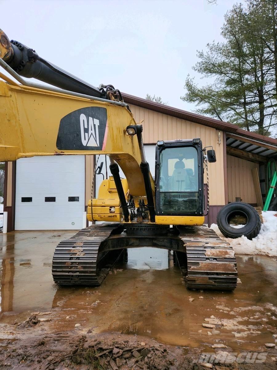 CAT 320DL Гусеничные экскаваторы