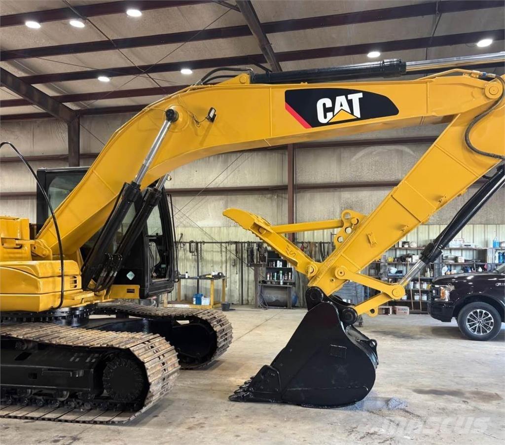 CAT 320DL Гусеничные экскаваторы