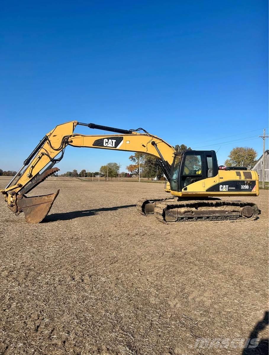 CAT 320DL Гусеничные экскаваторы