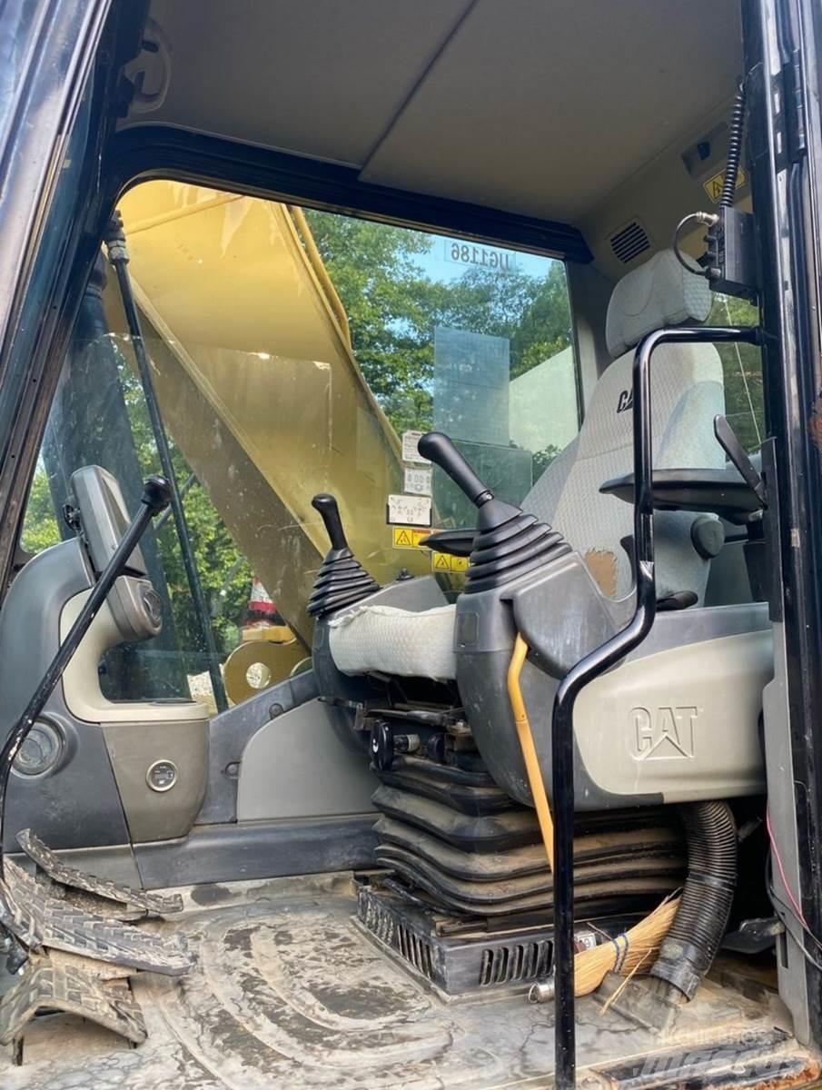 CAT 324DL Экскаваторы с большим вылетом