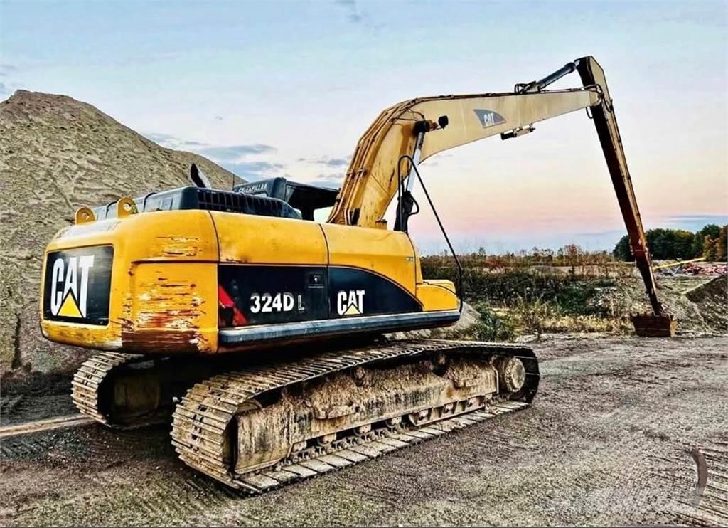 CAT 324DL Гусеничные экскаваторы