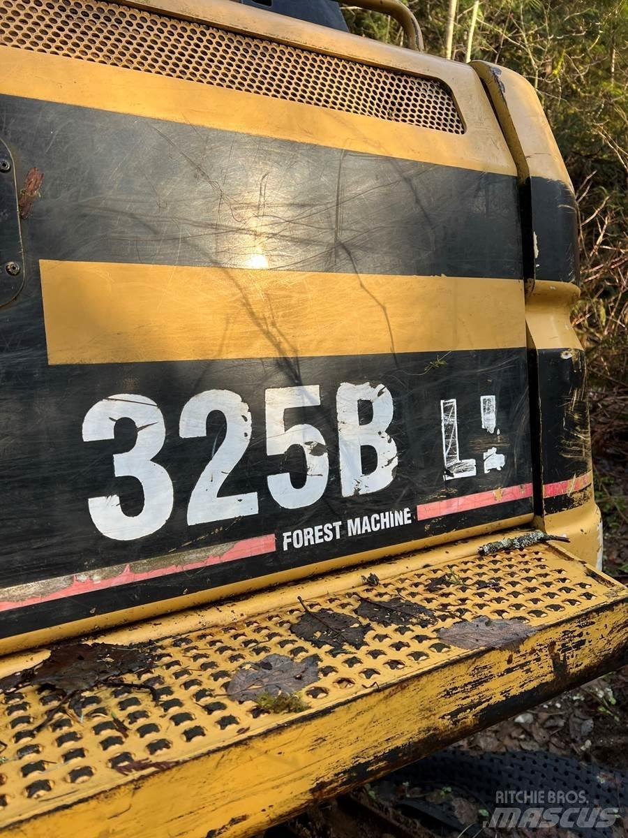 CAT 325BL Лесопогрузчик