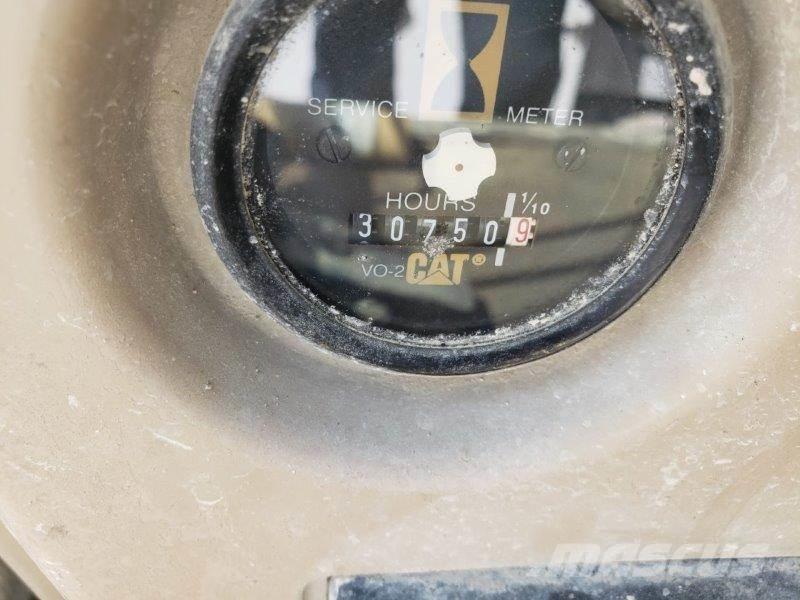 CAT 325L Гусеничные экскаваторы