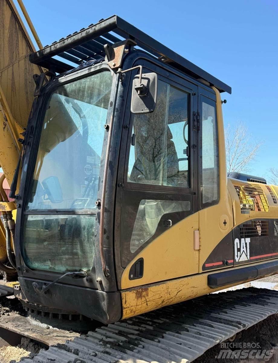 CAT 330C Гусеничные экскаваторы