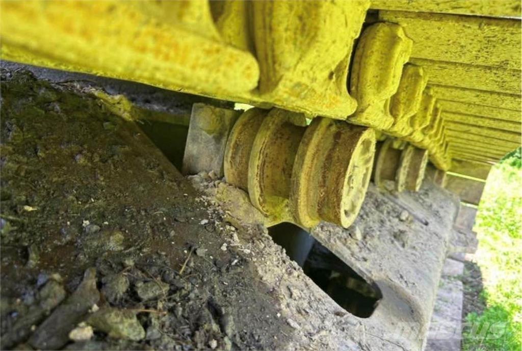 CAT 330CL Гусеничные экскаваторы
