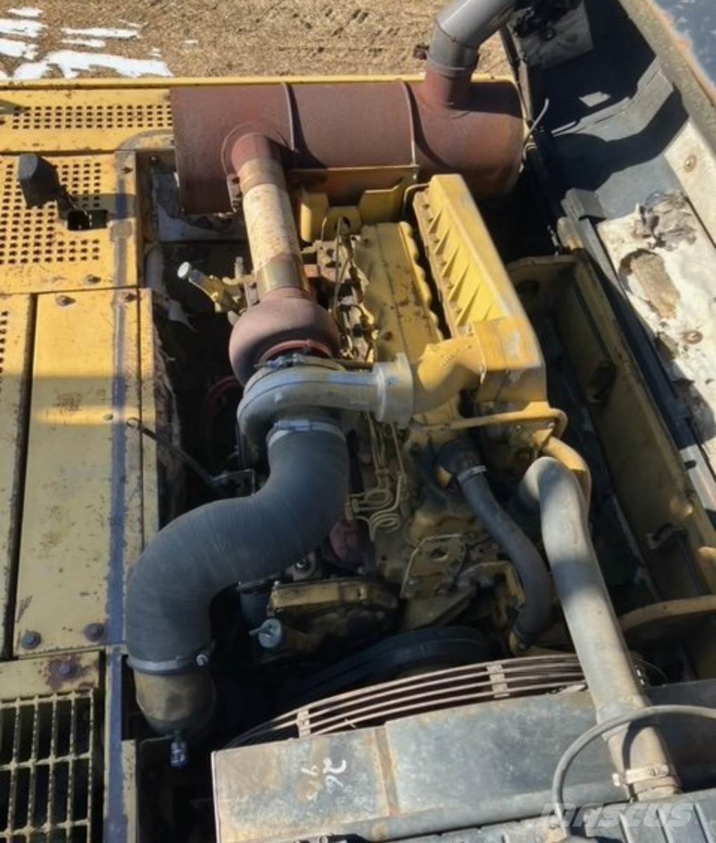 CAT 330L Гусеничные экскаваторы