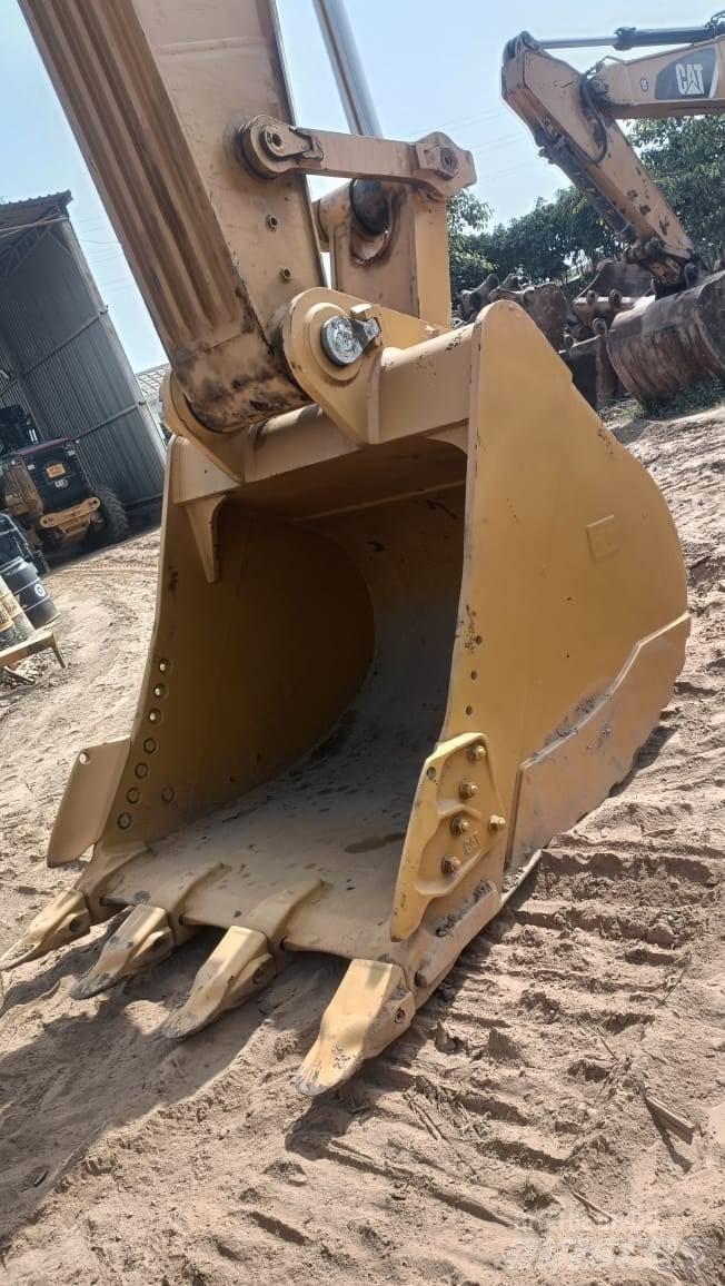 CAT 345GC Гусеничные экскаваторы