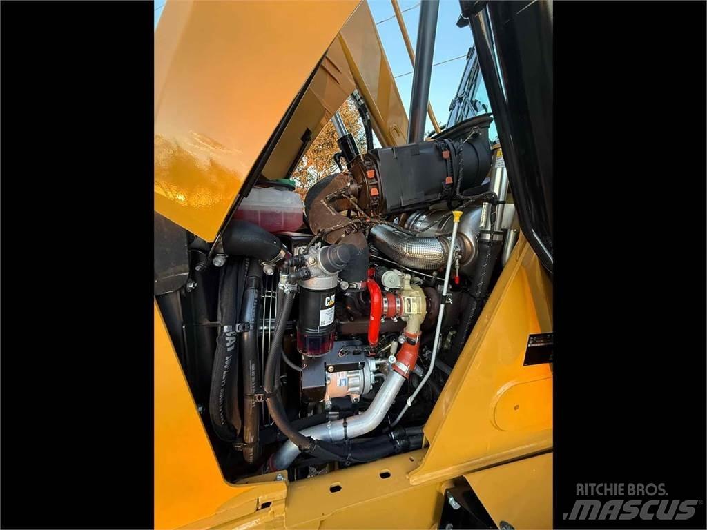 CAT 420 Экскаваторы-погрузчики