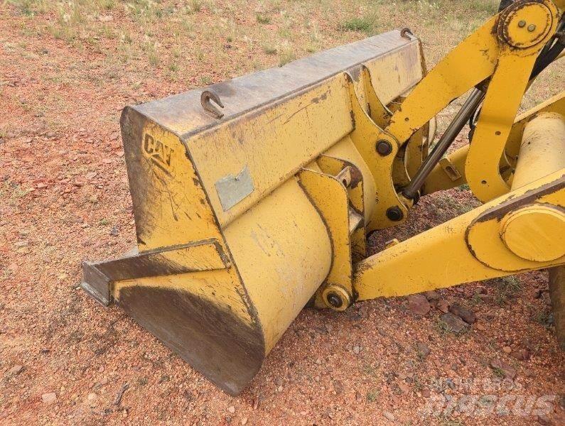 CAT 420D Экскаваторы-погрузчики