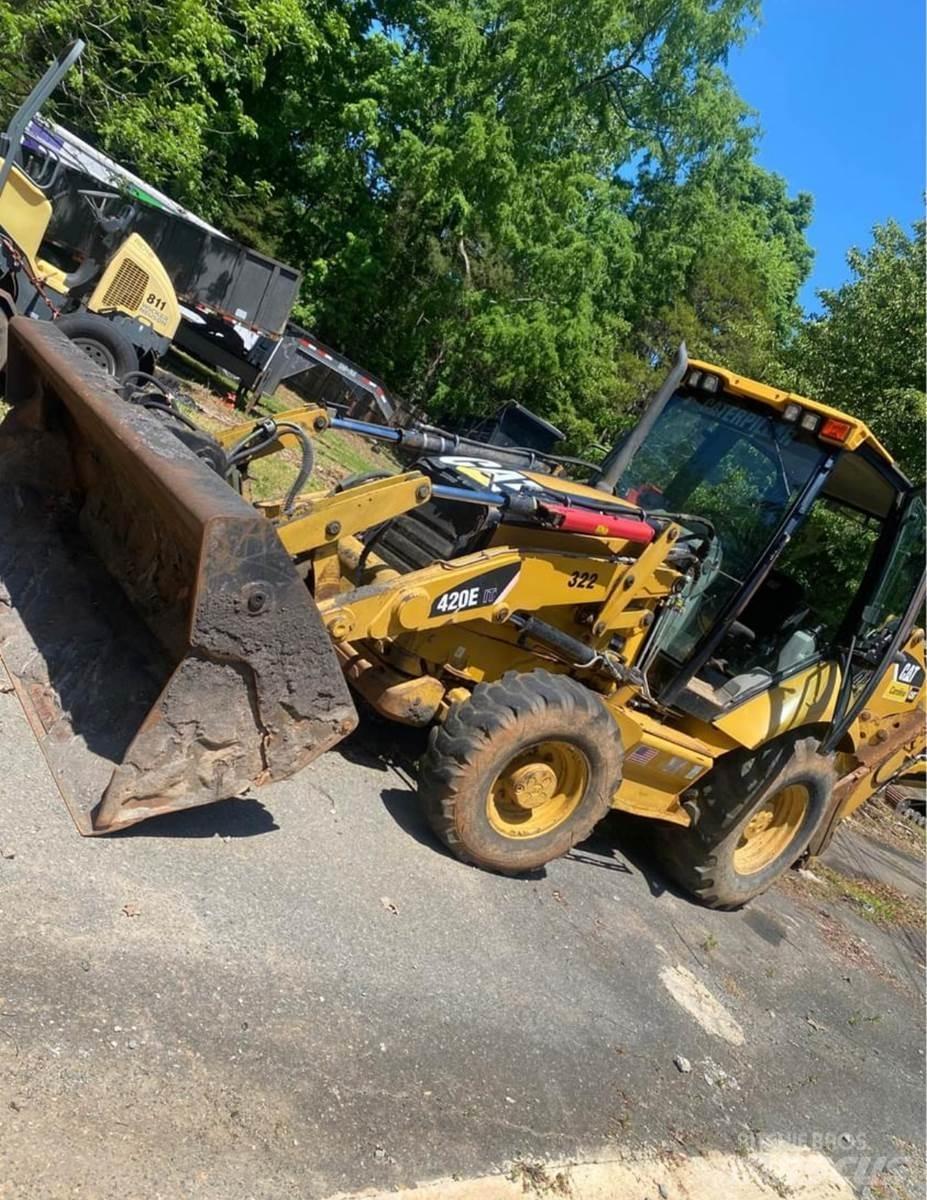 CAT 420E Экскаваторы-погрузчики