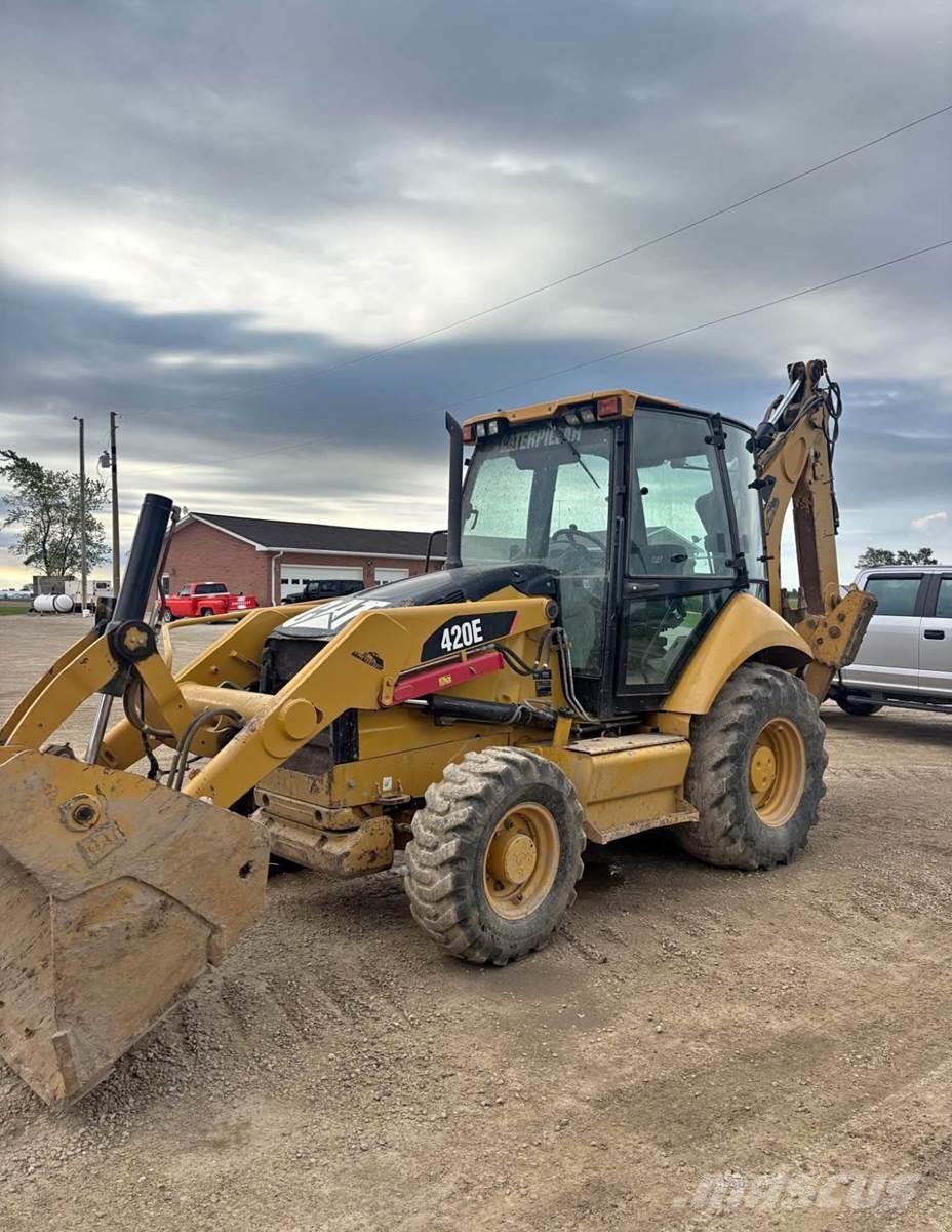 CAT 420E Экскаваторы-погрузчики