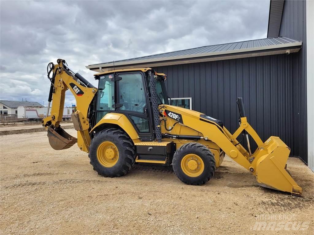 CAT 420F2 Экскаваторы-погрузчики
