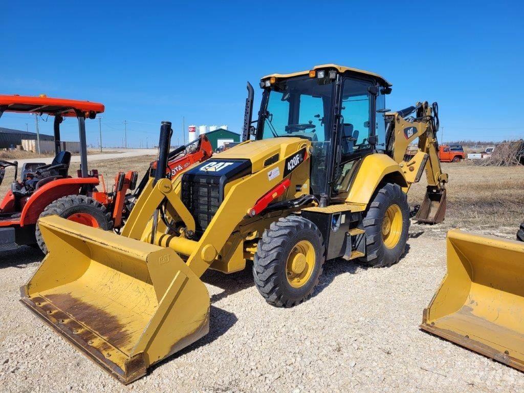 CAT 420F2 Экскаваторы-погрузчики