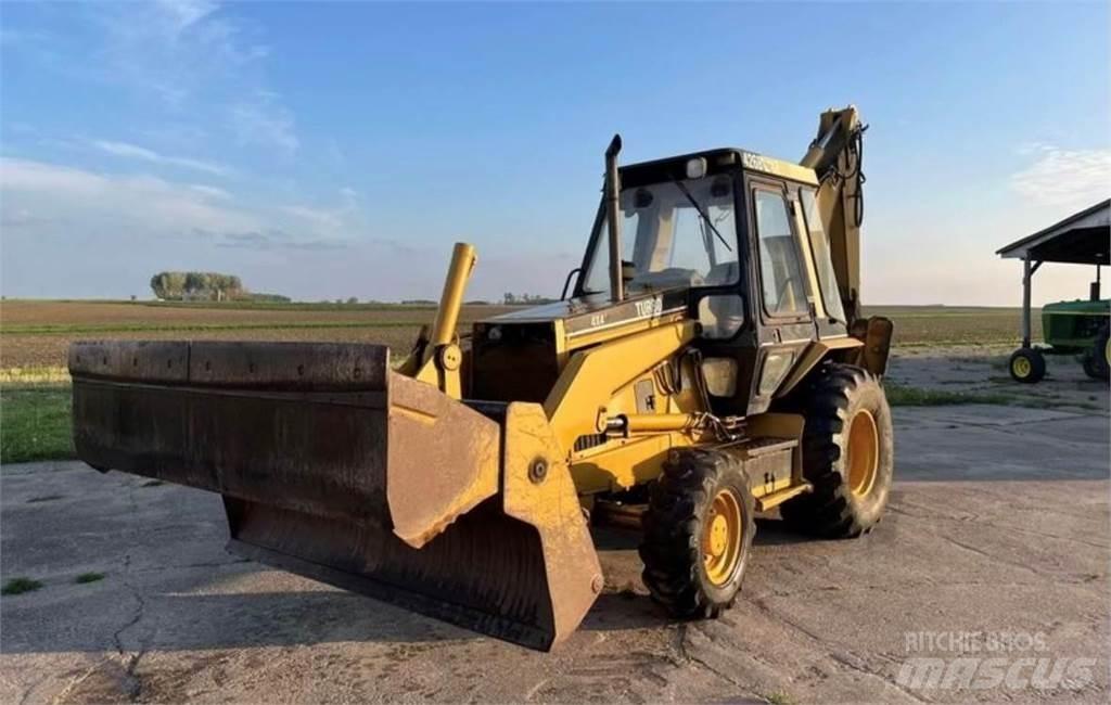 CAT 426B Экскаваторы-погрузчики