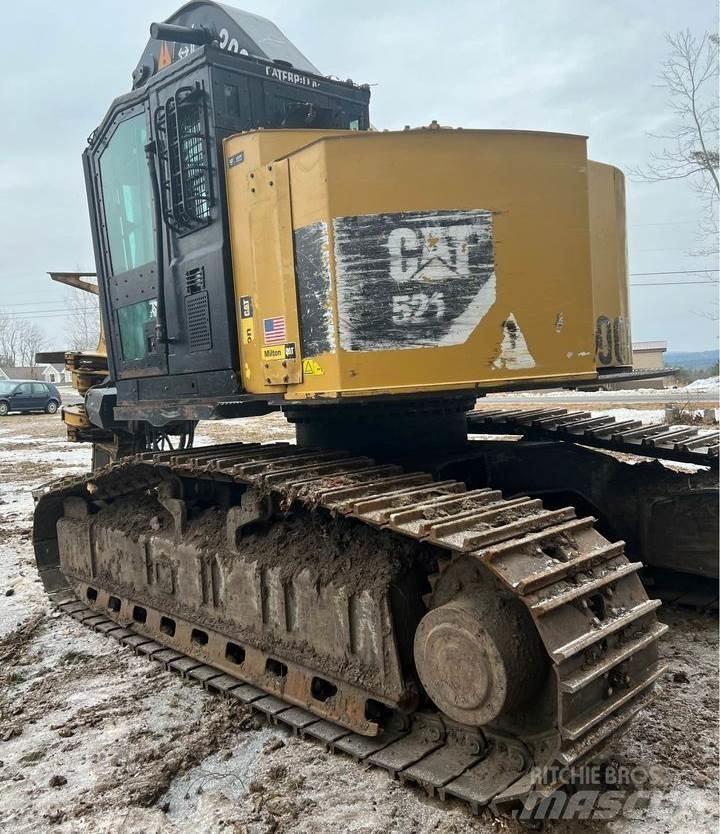 CAT 521 Валочно-пакетирующие машины