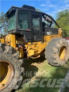 CAT 525C Трелевочные трактора