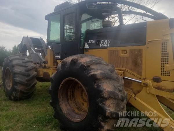 CAT 525C Трелевочные трактора