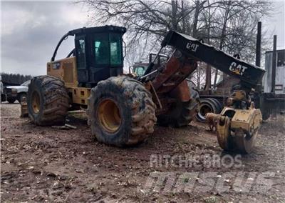 CAT 525D Трелевочные трактора
