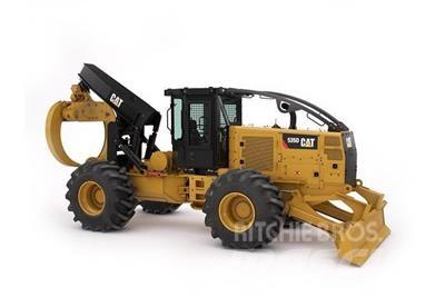 CAT 535D Трелевочные трактора