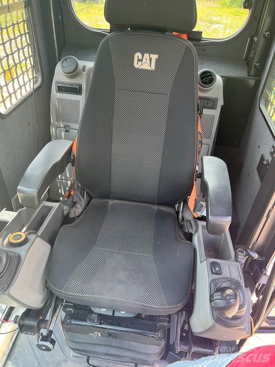 CAT 538 LL Лесопогрузчик
