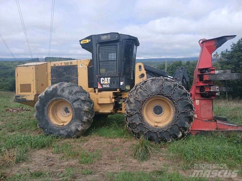 CAT 563C Валочно-пакетирующие машины