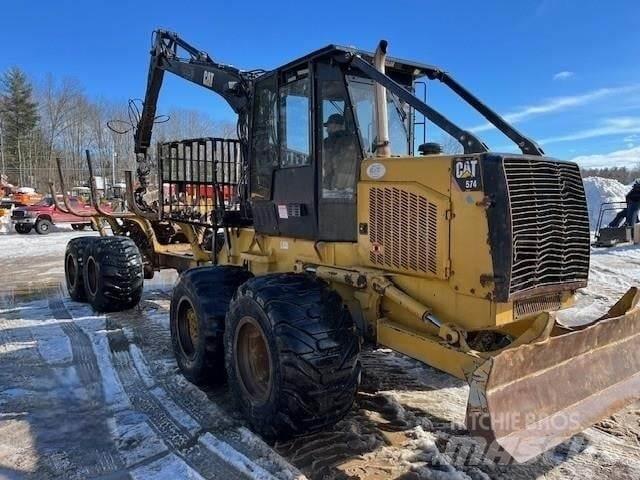 CAT 574 Форвардеры