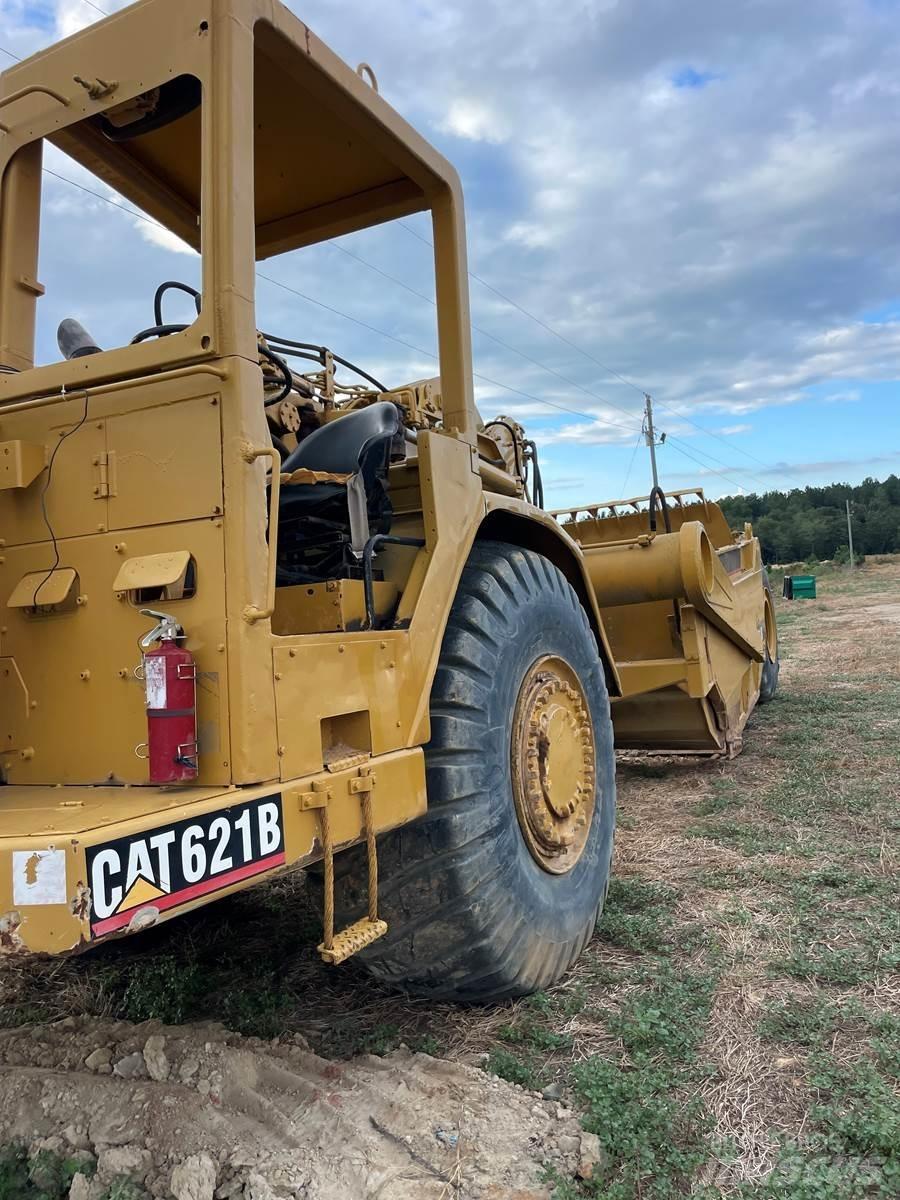 CAT 621B Скреперы