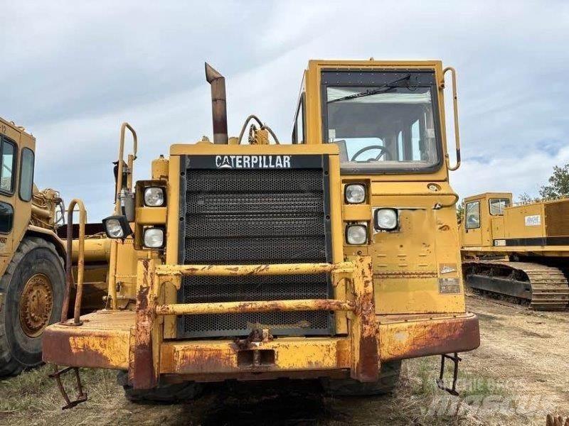 CAT 621F Скреперы