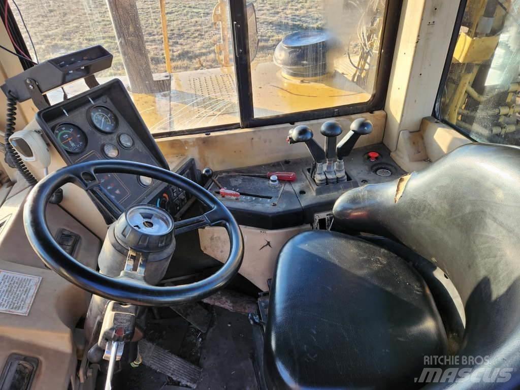 CAT 621F Скреперы