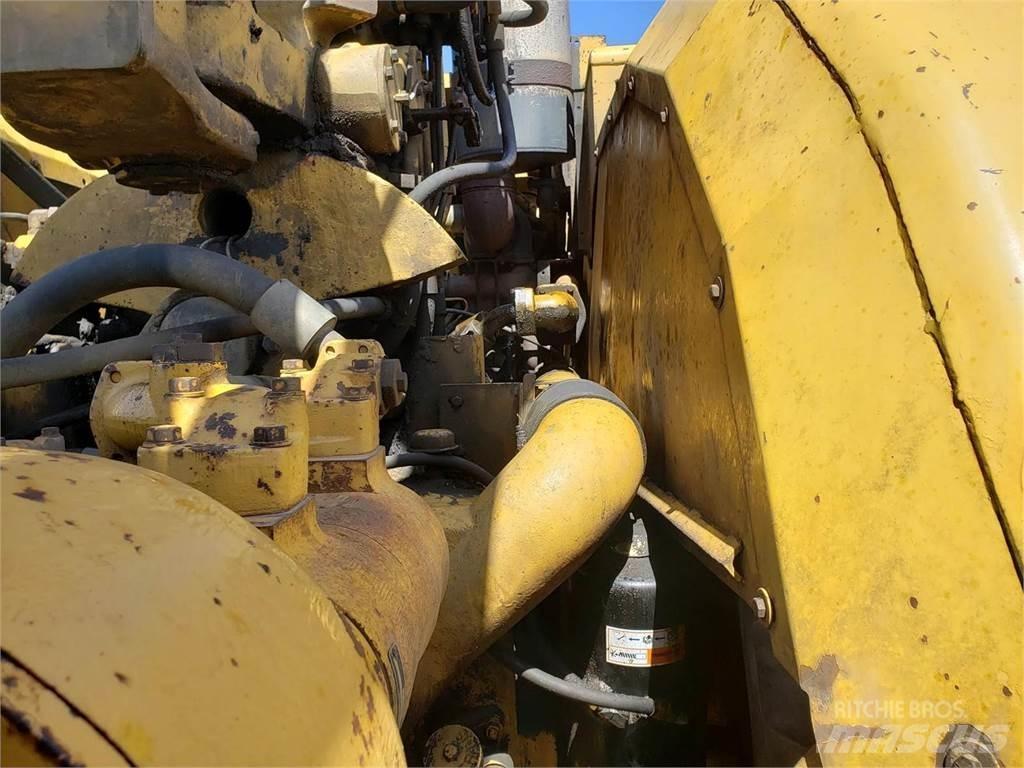 CAT 631D Скреперы