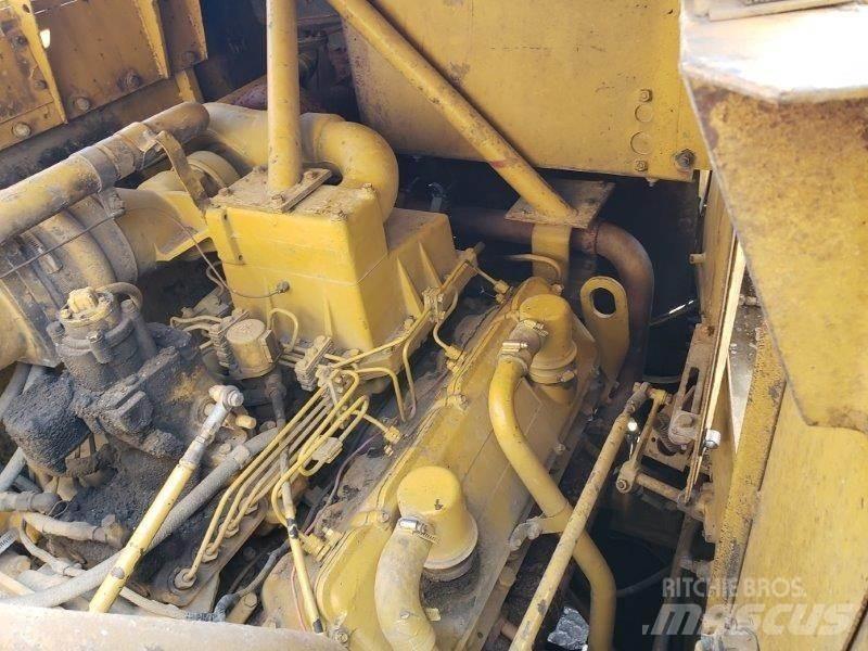 CAT 631D Скреперы