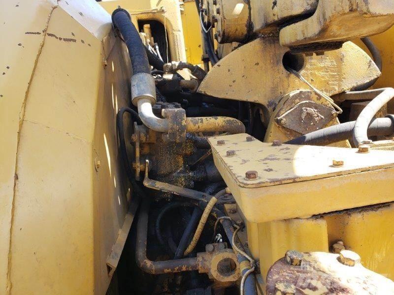 CAT 631D Скреперы