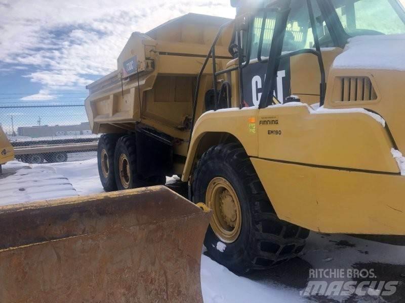 CAT 730C Шарнирно-сочленённые самосвалы
