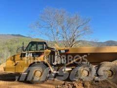 CAT 735 Изотермический фургон