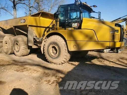 CAT 740GC Шарнирно-сочленённые самосвалы
