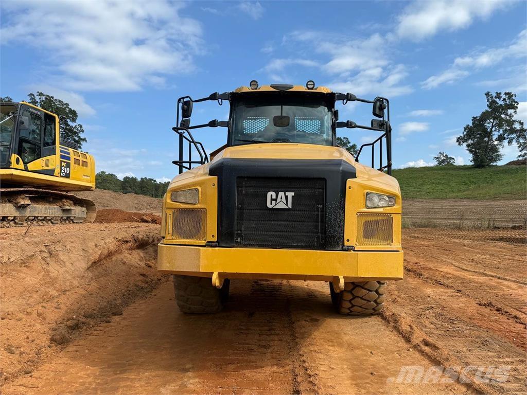 CAT 745 Шарнирно-сочленённые самосвалы