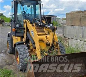 CAT 904H Фронтальные погрузчики