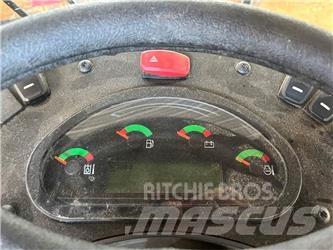 CAT 908M Фронтальные погрузчики