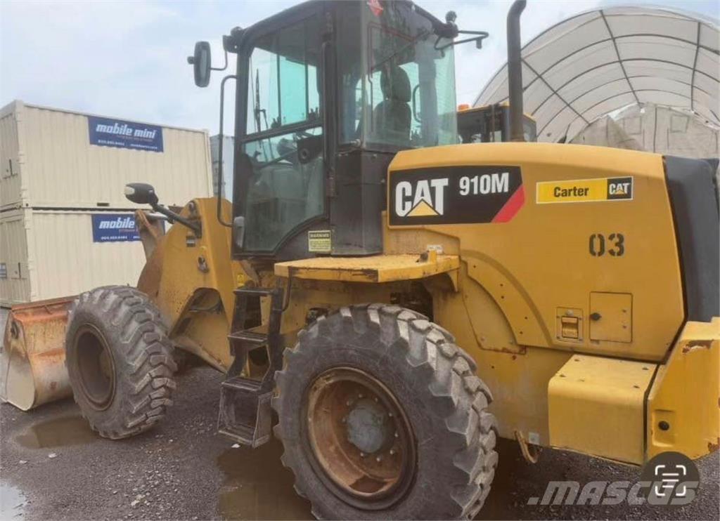 CAT 910M Фронтальные погрузчики