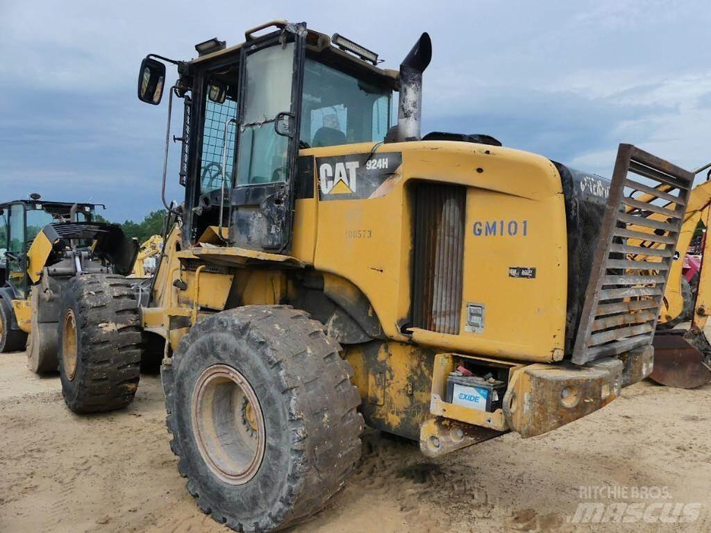 CAT 924H Фронтальные погрузчики